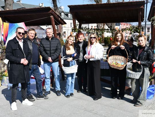 Krasnostawski Jarmark Wielkanocny. Tłumy na Rynku Miejskim [GALERIA ZDJĘĆ]