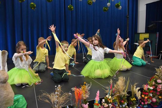 Kiermasz Wielkanocny w Fajsławicach przyciągnął tłumy [GALERIA ZDJĘĆ] 