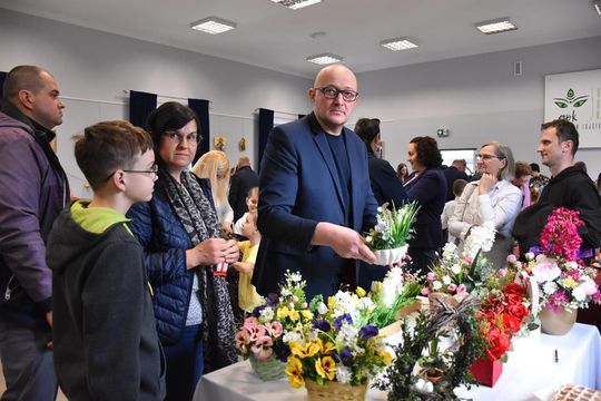 Kiermasz Wielkanocny w Fajsławicach przyciągnął tłumy [GALERIA ZDJĘĆ] 
