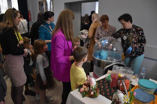 Kiermasz Wielkanocny w Fajsławicach przyciągnął tłumy [GALERIA ZDJĘĆ] 