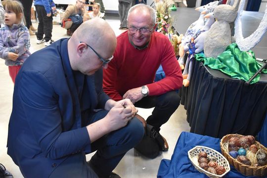 Kiermasz Wielkanocny w Fajsławicach przyciągnął tłumy [GALERIA ZDJĘĆ] 