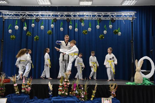 Kiermasz Wielkanocny w Fajsławicach przyciągnął tłumy [GALERIA ZDJĘĆ] 