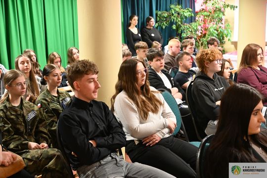 Pow.krasnostawski. Zobacz więcej niż ekran. Uczniowie sprawdzili wiedzę o zdrowiu psychicznym [GALERIA ZDJĘĆ] 