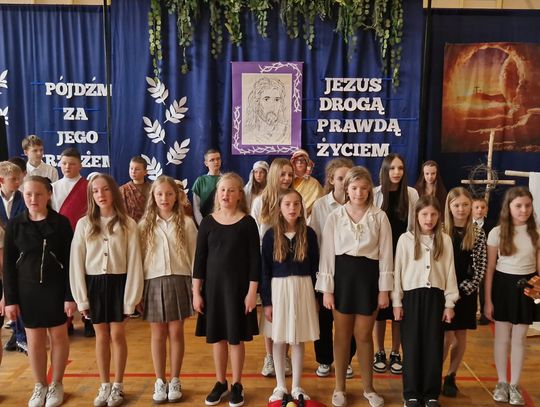 Misterium Męki Pańskiej w Zespole Szkolno-Przedszkolnym nr 3 w Chełmie [GALERIA ZDJĘĆ]