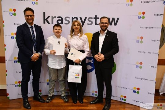 Krasnystaw nagradza sportową młodzież. Rekordowa liczba stypendiów [GALERIA ZDJĘĆ] 