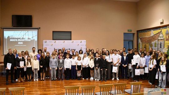 Krasnystaw nagradza sportową młodzież. Rekordowa liczba stypendiów [GALERIA ZDJĘĆ] 