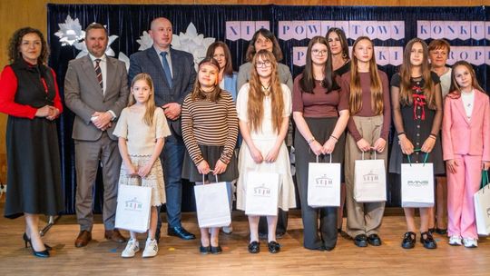 XII Powiatowy Konkurs Piosenki Europejskiej w Szkole Podstawowej w Wyrykach [GALERIA ZDJĘĆ]