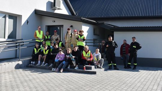 Gm. Fajsławice. „Z czystej Woli” – gdy wieś sprząta razem, zmienia się coś więcej niż krajobraz [GALERIA ZDJĘĆ]