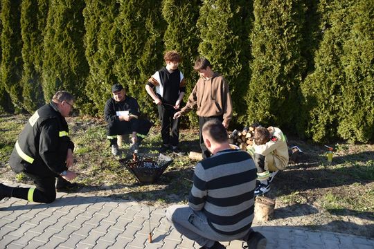 Gm. Fajsławice. „Z czystej Woli” – gdy wieś sprząta razem, zmienia się coś więcej niż krajobraz [GALERIA ZDJĘĆ] 