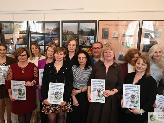 Wystawa „Bibliotekarz z pasją” w Powiatowej Bibliotece Publicznej w Krasnymstawie [GALERIA ZDJĘĆ]