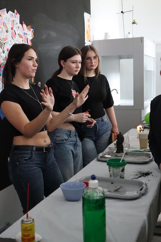 Gm. Sawin. Piknik pod hasłem „Dzień Naukowca w Bukowie Wielkiej – Barwy Nauki” za nami [GALERIA ZDJĘĆ]