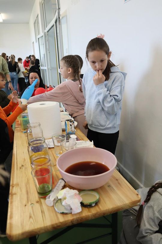 Gm. Sawin. Piknik pod hasłem „Dzień Naukowca w Bukowie Wielkiej – Barwy Nauki” za nami [GALERIA ZDJĘĆ]