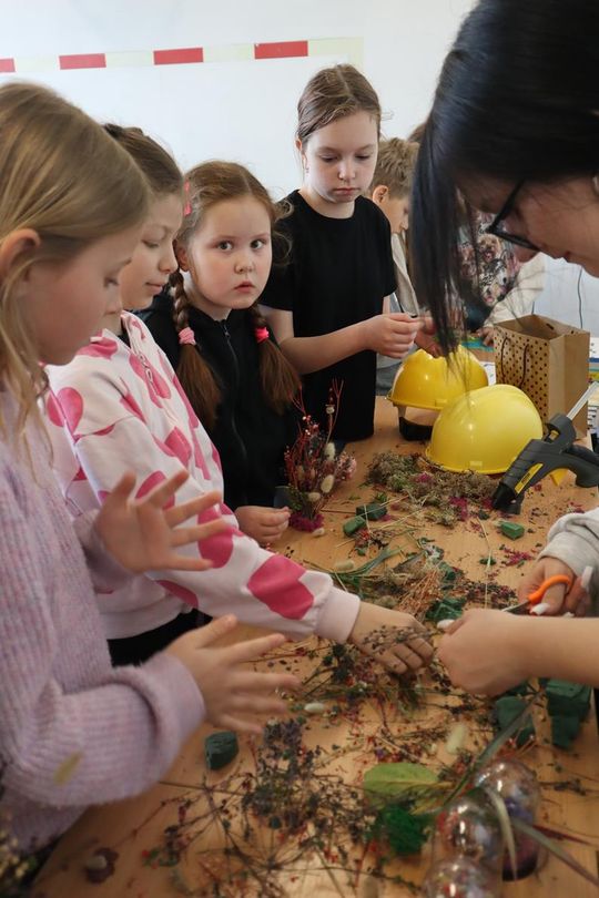 Gm. Sawin. Piknik pod hasłem „Dzień Naukowca w Bukowie Wielkiej – Barwy Nauki” za nami [GALERIA ZDJĘĆ]