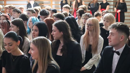 Zakończenie roku szkolnego klas maturalnych w II Liceum Ogólnokształcącym w Chełmie [GALERIA ZDJĘĆ]