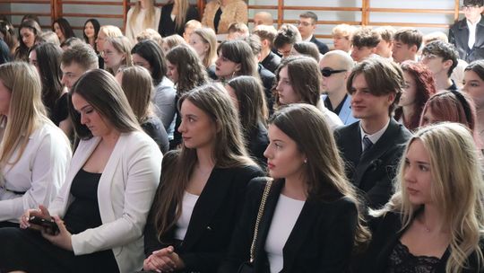 Zakończenie roku szkolnego klas maturalnych w II Liceum Ogólnokształcącym w Chełmie [GALERIA ZDJĘĆ]