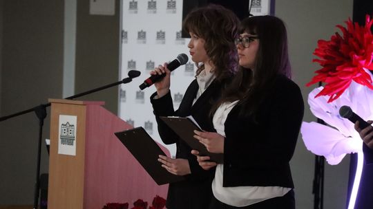 Zakończenie roku szkolnego klas maturalnych w II Liceum Ogólnokształcącym w Chełmie [GALERIA ZDJĘĆ]