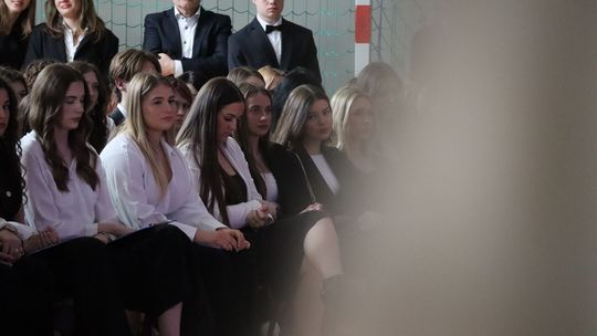 Zakończenie roku szkolnego klas maturalnych w II Liceum Ogólnokształcącym w Chełmie [GALERIA ZDJĘĆ]
