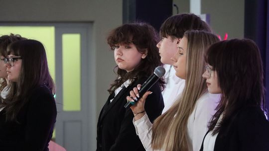 Zakończenie roku szkolnego klas maturalnych w II Liceum Ogólnokształcącym w Chełmie [GALERIA ZDJĘĆ]