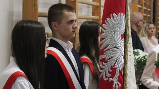 Pożegnanie maturzystów w IV LO w Chełmie [GALERIA ZDJĘĆ]