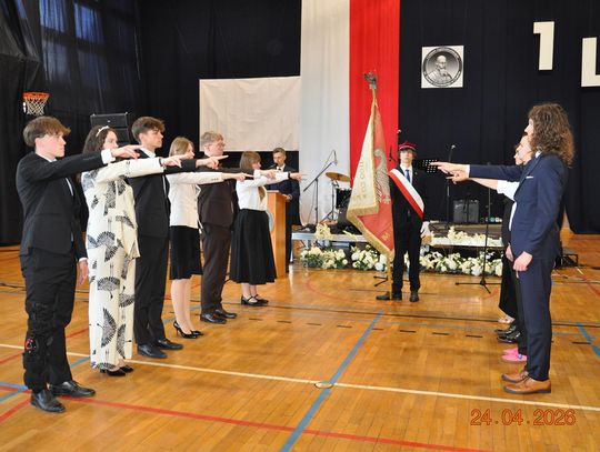 Uroczyste zakończenie roku szkolnego klas IV z I Liceum Ogólnokształcącego w Chełmie [GALERIA ZDJĘĆ]
