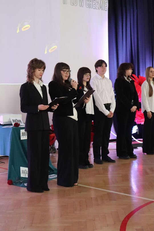 Zakończenie roku szkolnego klas maturalnych w II Liceum Ogólnokształcącym w Chełmie [GALERIA ZDJĘĆ]