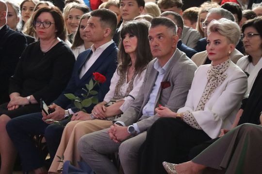 Zakończenie roku szkolnego klas maturalnych w II Liceum Ogólnokształcącym w Chełmie [GALERIA ZDJĘĆ]