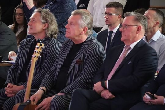 Zakończenie roku szkolnego klas maturalnych w II Liceum Ogólnokształcącym w Chełmie [GALERIA ZDJĘĆ]