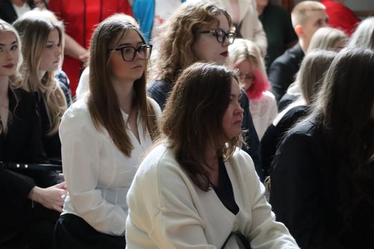 Zakończenie roku szkolnego klas maturalnych w II Liceum Ogólnokształcącym w Chełmie [GALERIA ZDJĘĆ]