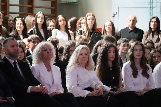 Zakończenie roku szkolnego klas maturalnych w II Liceum Ogólnokształcącym w Chełmie [GALERIA ZDJĘĆ]