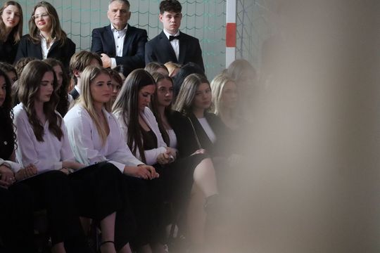 Zakończenie roku szkolnego klas maturalnych w II Liceum Ogólnokształcącym w Chełmie [GALERIA ZDJĘĆ]