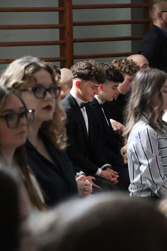Zakończenie roku szkolnego klas maturalnych w II Liceum Ogólnokształcącym w Chełmie [GALERIA ZDJĘĆ]