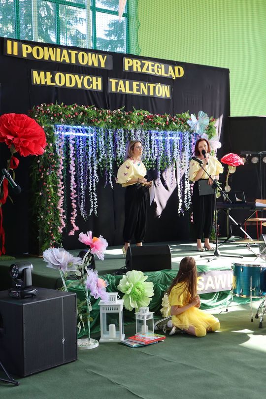 Finał II Powiatowego Przeglądu Młodych Talentów w Zespole Szkół w Sawinie [GALERIA ZDJĘĆ]