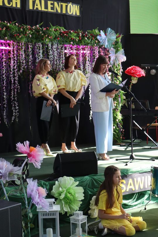 Finał II Powiatowego Przeglądu Młodych Talentów w Zespole Szkół w Sawinie [GALERIA ZDJĘĆ]