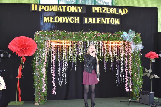Finał II Powiatowego Przeglądu Młodych Talentów w Zespole Szkół w Sawinie [GALERIA ZDJĘĆ]