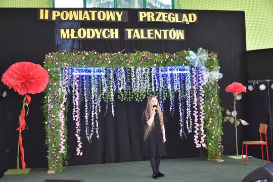 Finał II Powiatowego Przeglądu Młodych Talentów w Zespole Szkół w Sawinie [GALERIA ZDJĘĆ]
