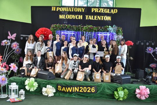 Finał II Powiatowego Przeglądu Młodych Talentów w Zespole Szkół w Sawinie [GALERIA ZDJĘĆ]