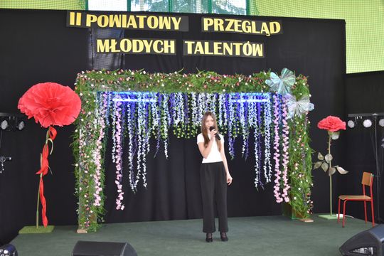 Finał II Powiatowego Przeglądu Młodych Talentów w Zespole Szkół w Sawinie [GALERIA ZDJĘĆ]