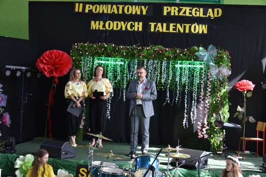 Finał II Powiatowego Przeglądu Młodych Talentów w Zespole Szkół w Sawinie [GALERIA ZDJĘĆ]