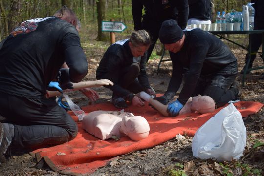 Pow. krasnostawski. Firerun Team Challenge 2026 w Krasnymstawie. Strażacy i pasjonaci rywalizowali na wymagającej trasie