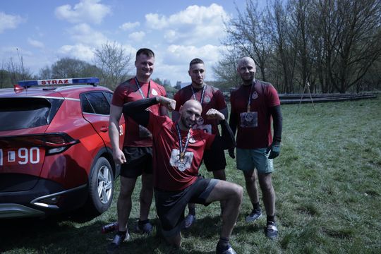 Pow. krasnostawski. Firerun Team Challenge 2026 w Krasnymstawie. Strażacy i pasjonaci rywalizowali na wymagającej trasie