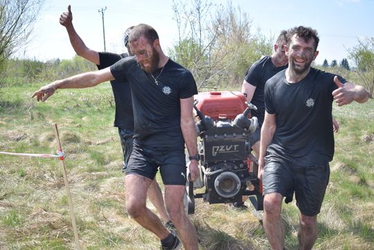 Pow. krasnostawski. Firerun Team Challenge 2026 w Krasnymstawie. Strażacy i pasjonaci rywalizowali na wymagającej trasie