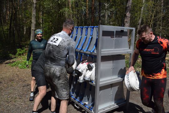 Pow. krasnostawski. Firerun Team Challenge 2026 w Krasnymstawie. Strażacy i pasjonaci rywalizowali na wymagającej trasie