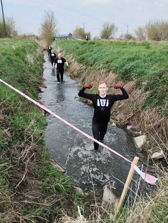 Pow. krasnostawski. Firerun Team Challenge 2026 w Krasnymstawie. Strażacy i pasjonaci rywalizowali na wymagającej trasie