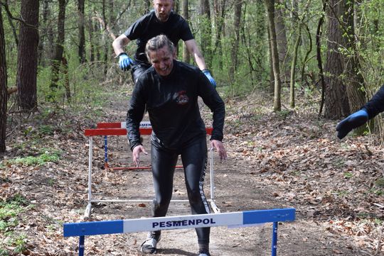 Pow. krasnostawski. Firerun Team Challenge 2026 w Krasnymstawie. Strażacy i pasjonaci rywalizowali na wymagającej trasie