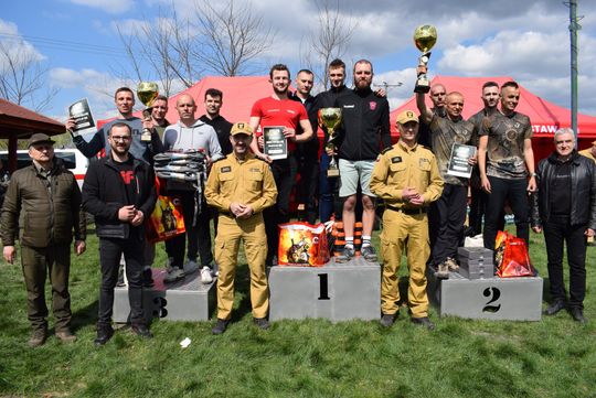 Pow. krasnostawski. Firerun Team Challenge 2026 w Krasnymstawie. Strażacy i pasjonaci rywalizowali na wymagającej trasie