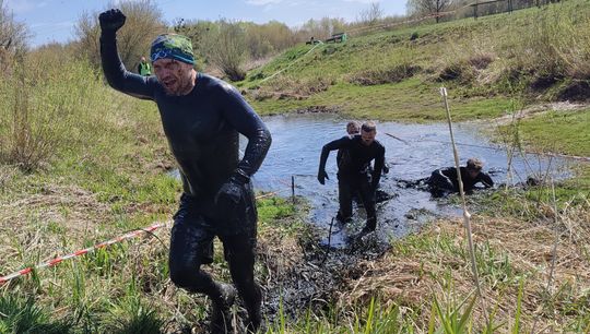 Pow. krasnostawski. Firerun Team Challenge 2026 w Krasnymstawie. Strażacy i pasjonaci rywalizowali na wymagającej trasie