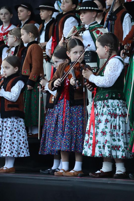 Mała Armia Janosika na chełmskiej scenie [GALERIA ZDJĘĆ]