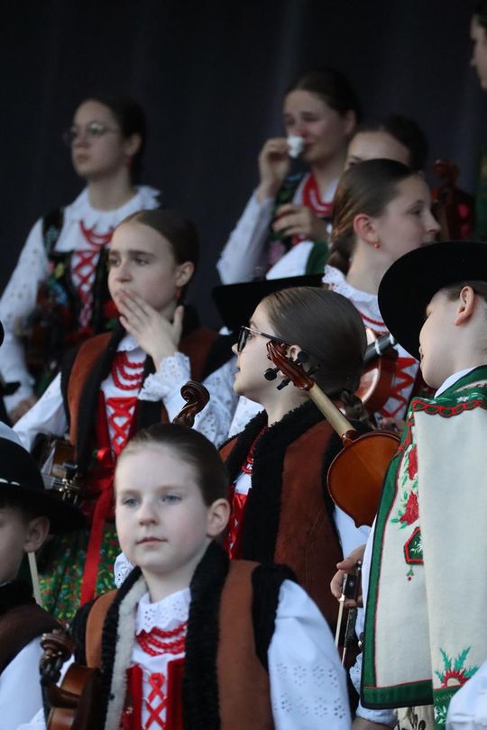 Mała Armia Janosika na chełmskiej scenie [GALERIA ZDJĘĆ]