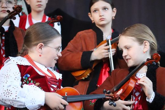Mała Armia Janosika na chełmskiej scenie [GALERIA ZDJĘĆ]