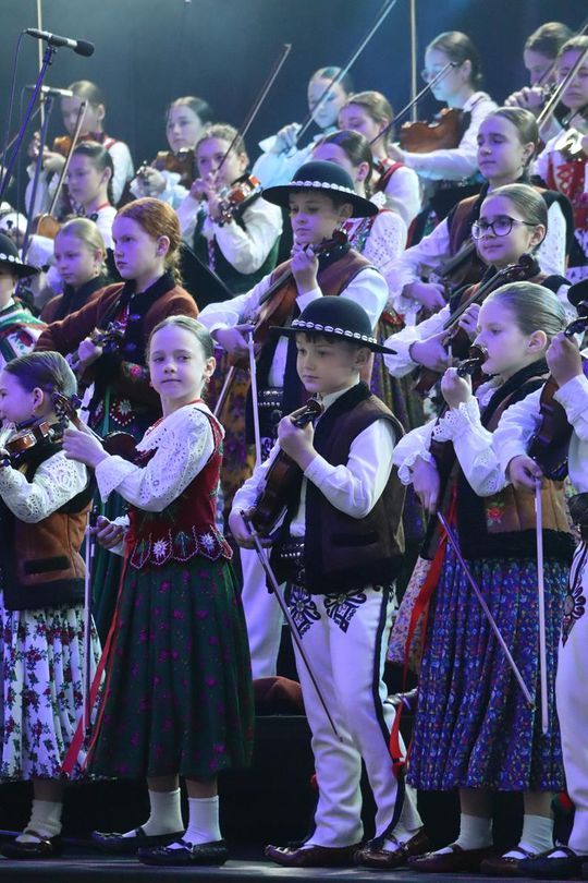Mała Armia Janosika na chełmskiej scenie [GALERIA ZDJĘĆ]